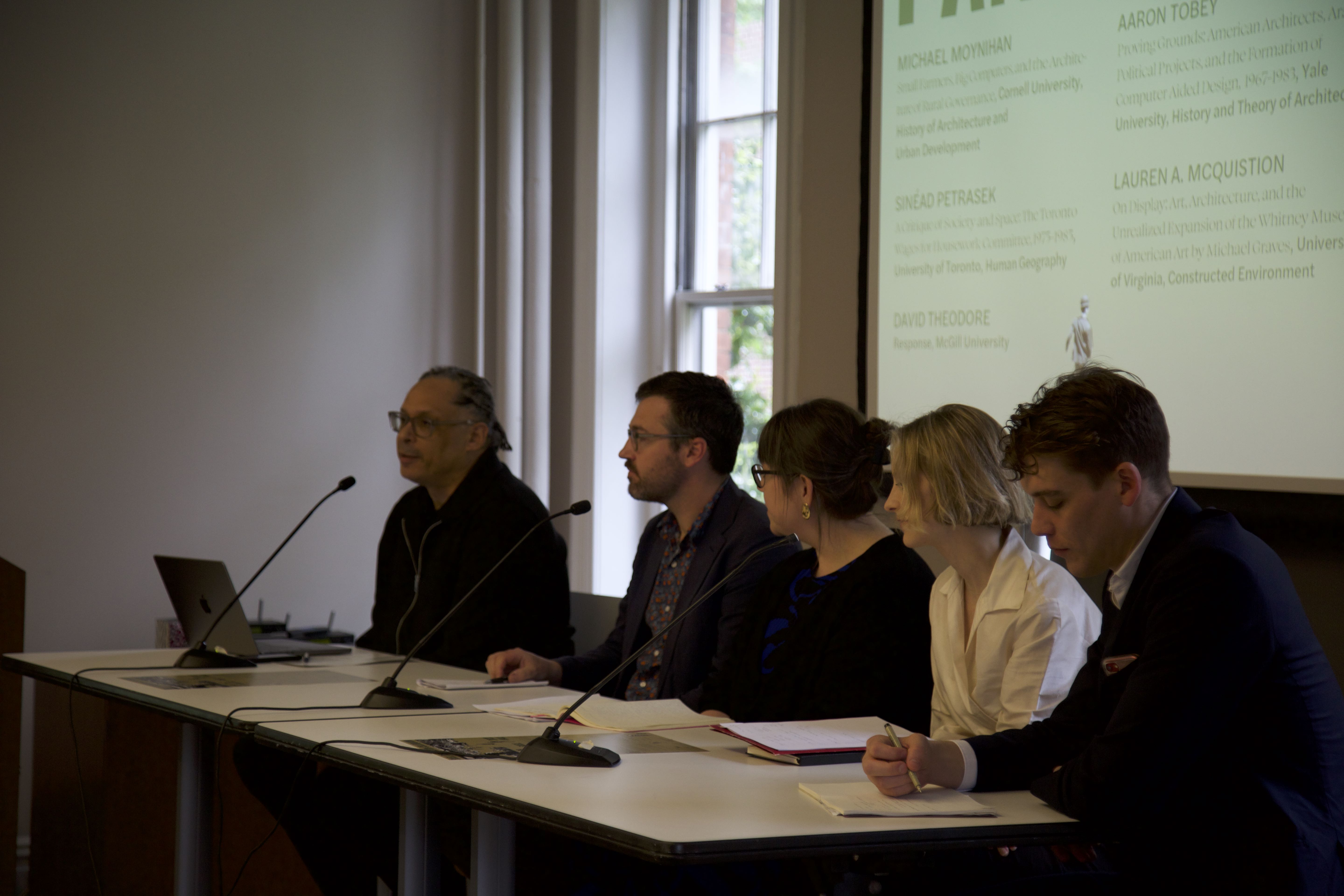 Conference_01